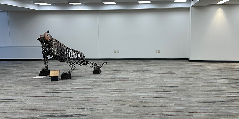 The tiger sculpture awaiting our return